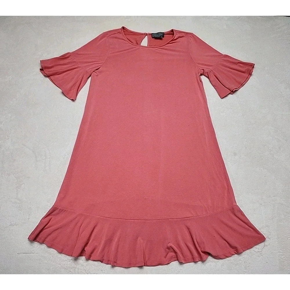 Anthropology  Short Sleeve Ruffled Sleeve Coral Colored Size‎ Large